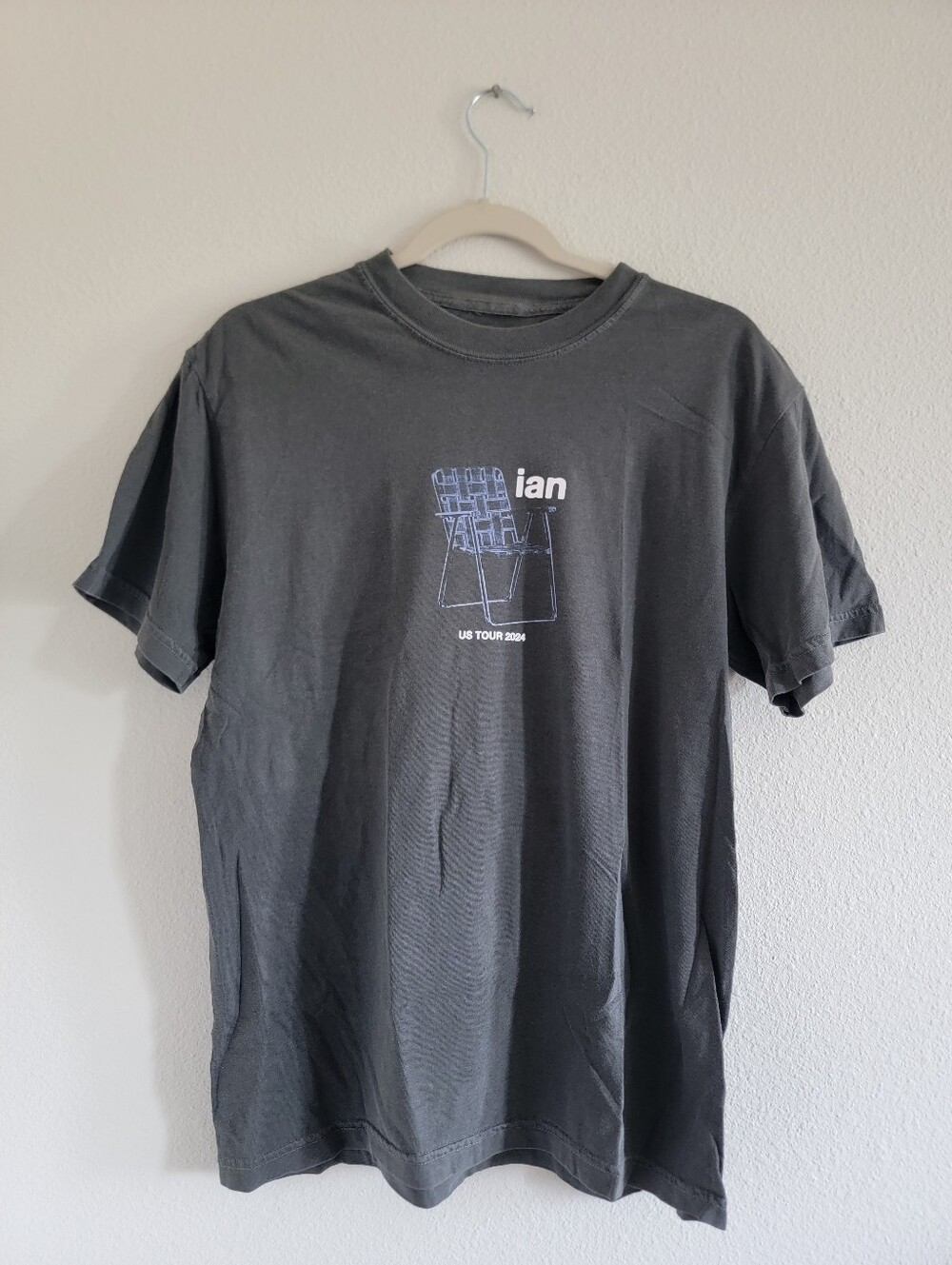 ian US Tour 2024 Gray Concert T-Shirt Size Medium